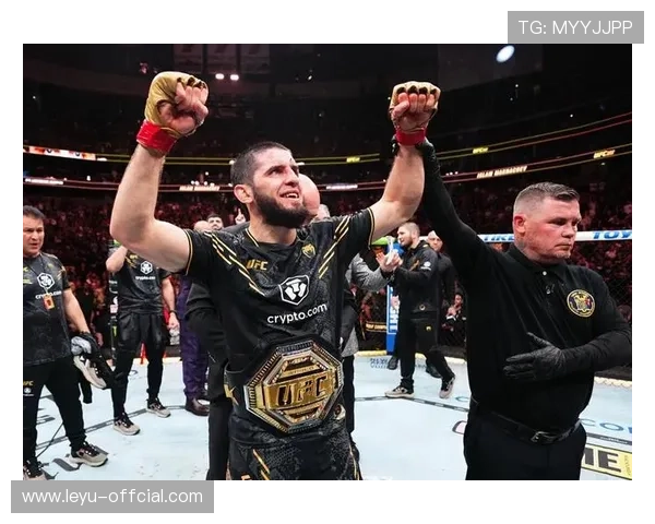 马哈切夫16连胜追平纪录，成UFC历史第11位双冠王