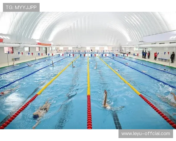 靖远县体校开展奥林匹克精神活动,女曲队员现场教学 靖远县体校开展奥林匹克精神活动,女曲队员现场教学