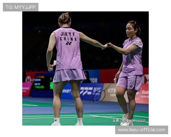 韩国公开赛女双8强战:“凡尘组合”逆转中国台北组合,惊险晋级 韩国公开赛女双8强战:“凡尘组合”逆转中国台北组合,惊险晋级