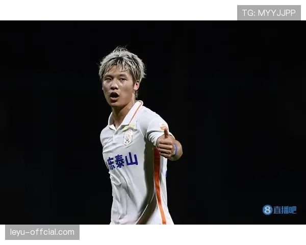 比赛速报：山东泰山1-0小胜上海海港，陈蒲打入制胜球