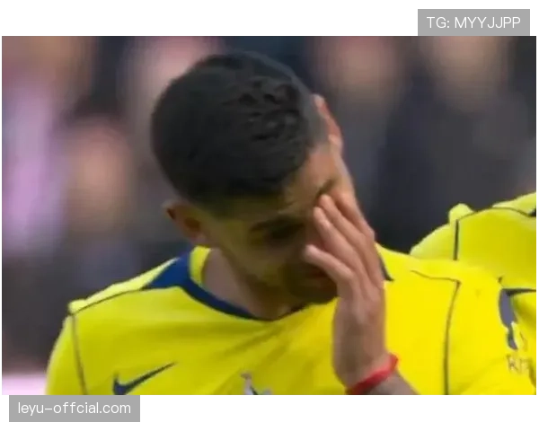 罗梅罗重伤泪洒光明球场，热刺保级之路再添阴霾